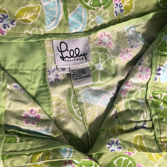 Lilly Pulitzer Women’s Capri pants. Size 10 - Picture 3 of 3